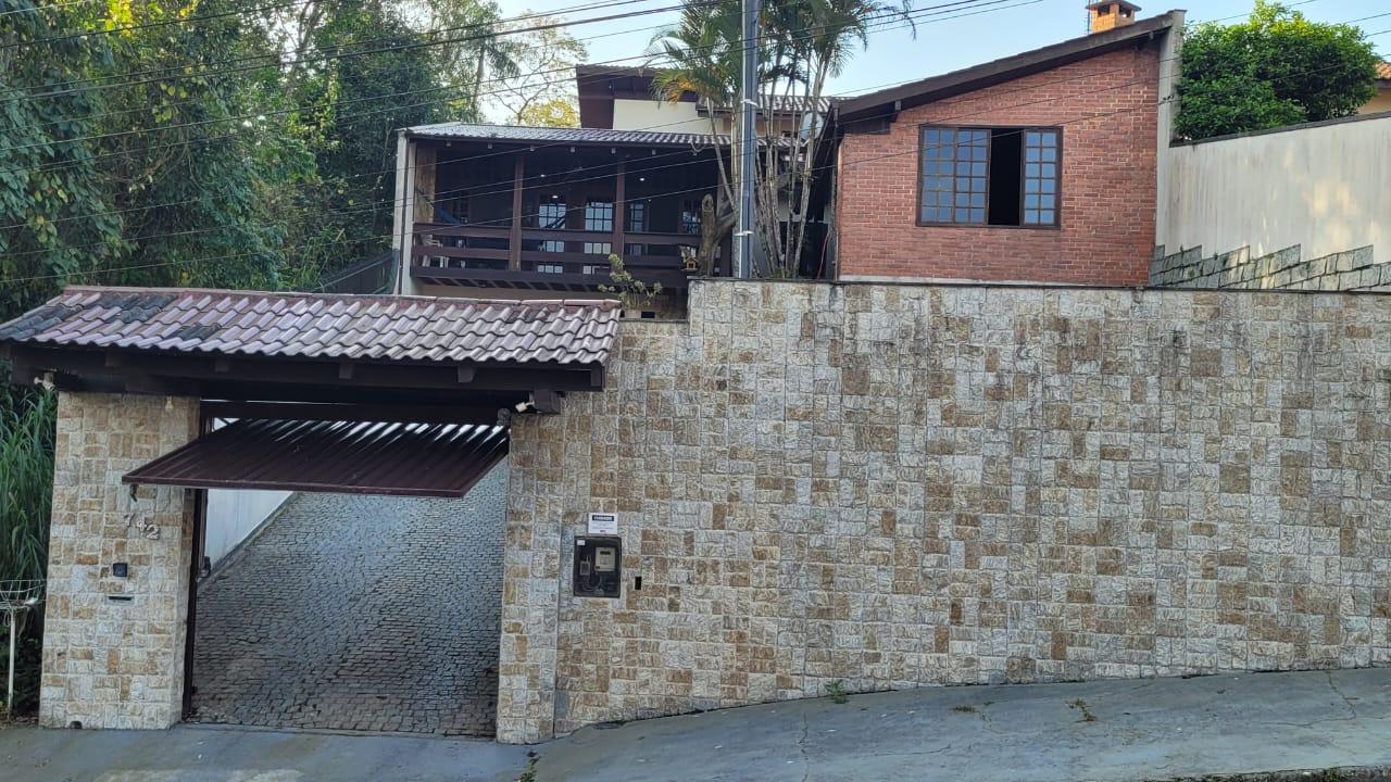 Casa  venda  no Floresta - Joinville, SC. Imveis